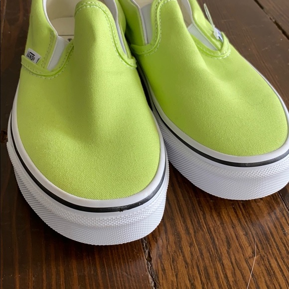 Didnt fit...say women’s 7 but a 6 - Picture 3 of 5